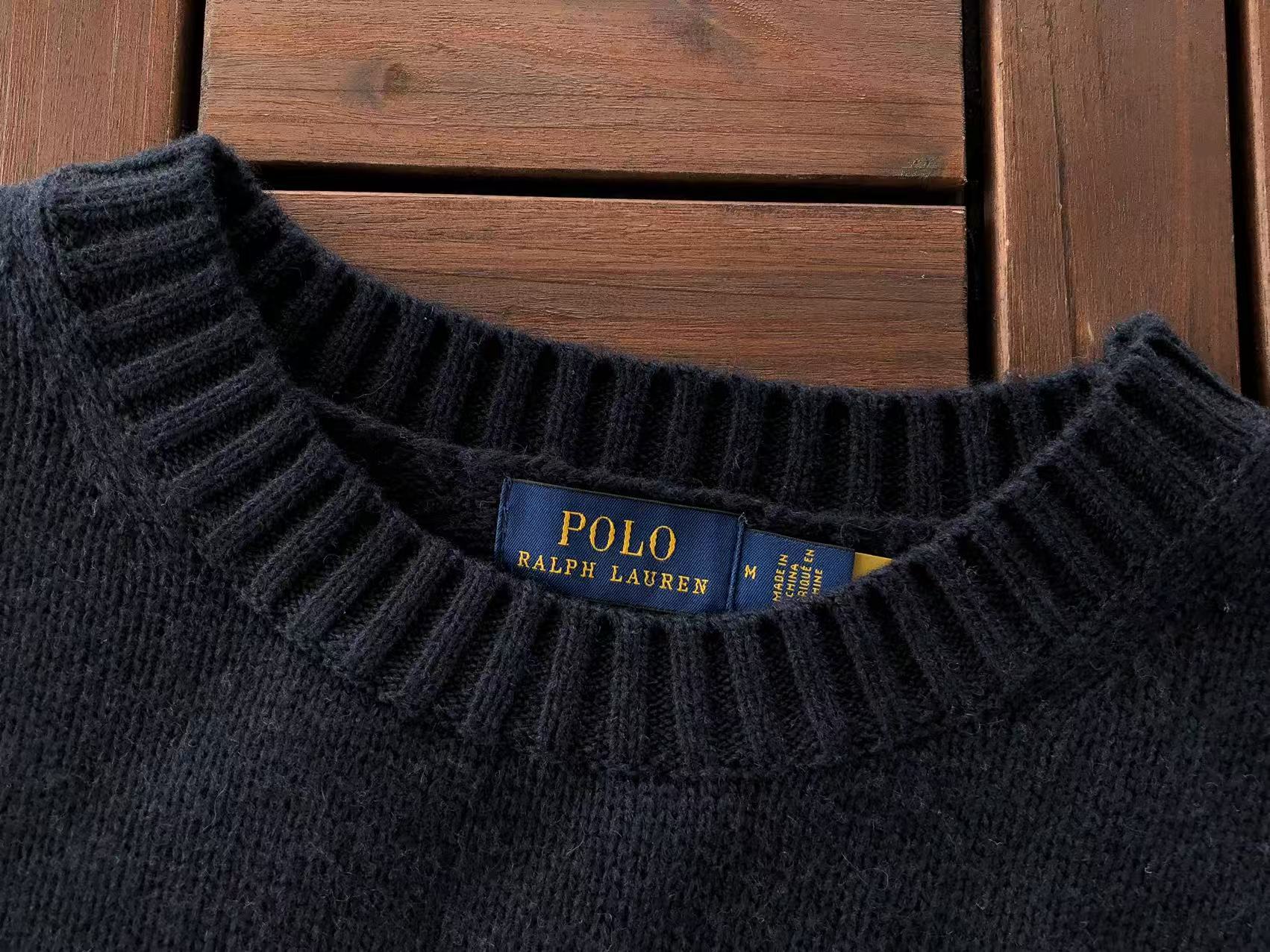 Raulph Lauren Sweater