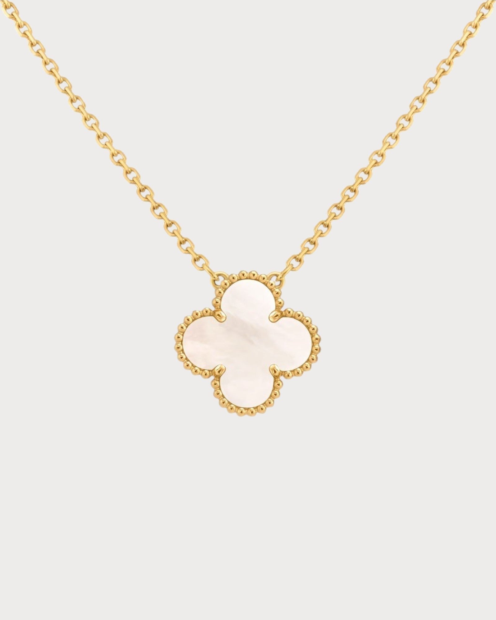 VAN CLEEF & ARPELS Vintage Alhambra White Pendant 18k(Yellow Gold)